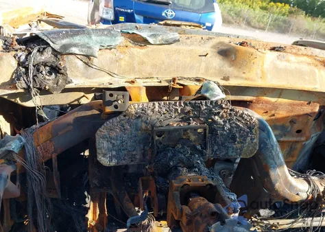 2018 Chevrolet Silverado 1500 2Lt from USA, damaged, VIN 3GCUKREC6JG229489